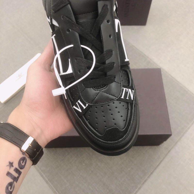 Valentino Sneakers